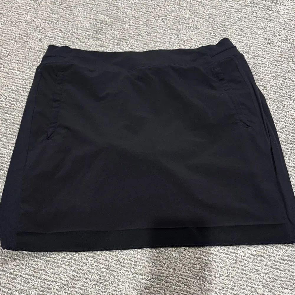 Athleta Classic Black Skort with Pockets